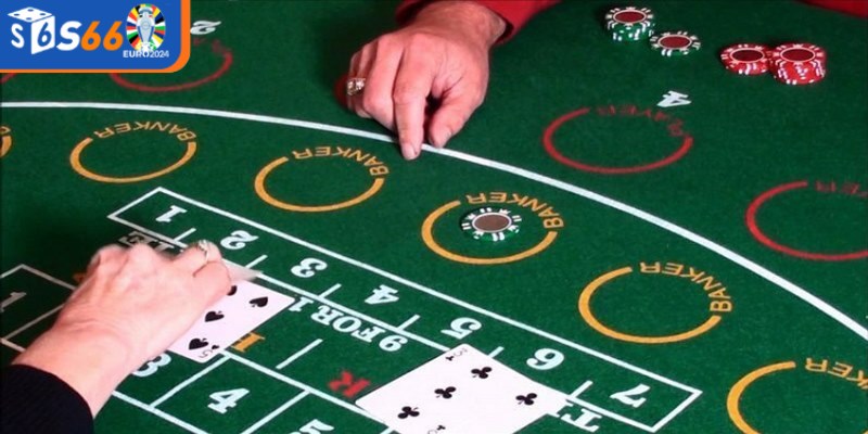 Tìm hiểu về quy luật đặt cược game bài baccarat